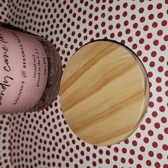 Brand New Scentsational Candy Cane Lane  candle - Picture 7 of 8